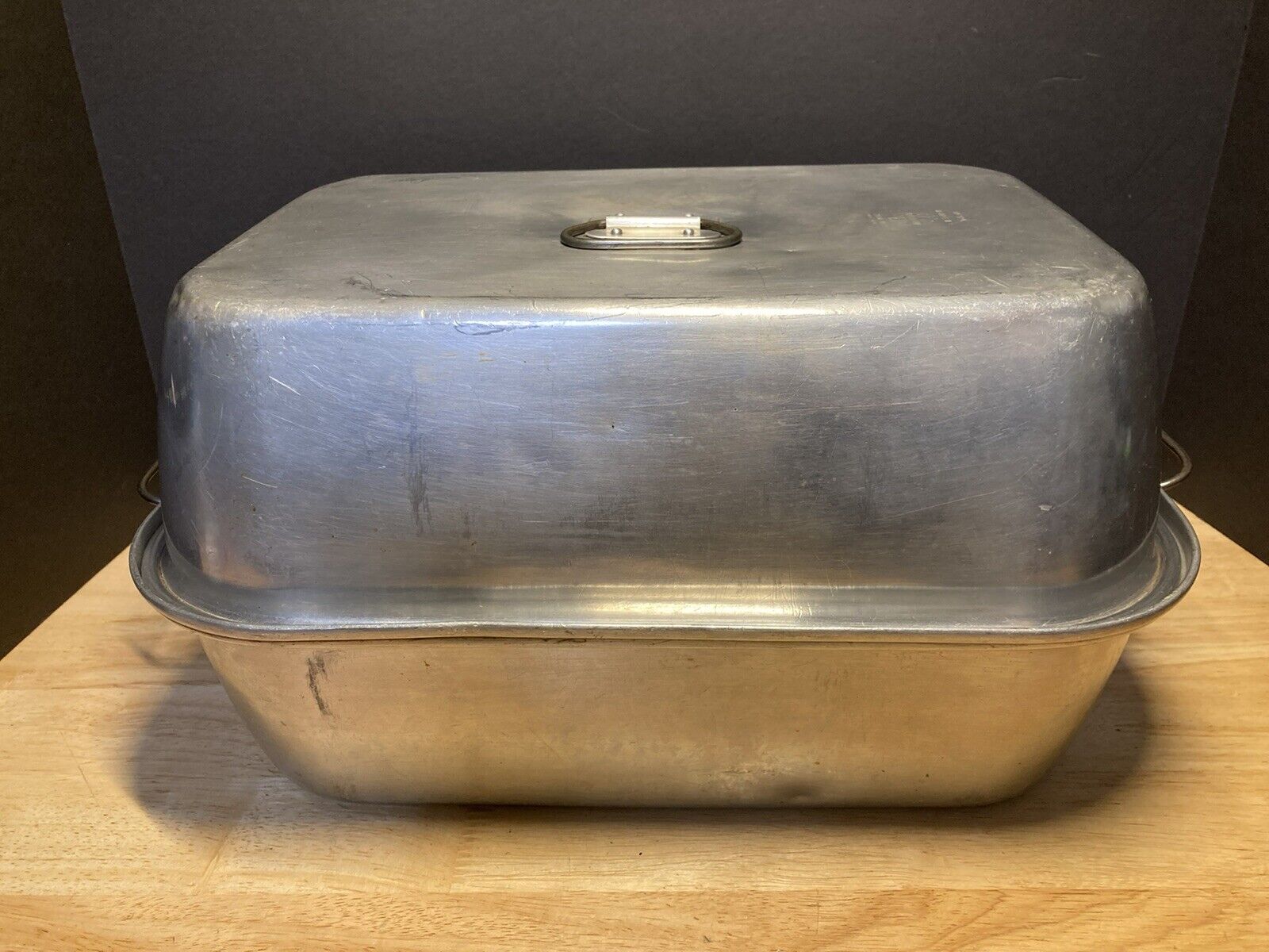 Vintage Wear-Ever #325 Aluminum 2 Pc. Vented Roasting Pan 13 x 8.5 w/ Lid USA