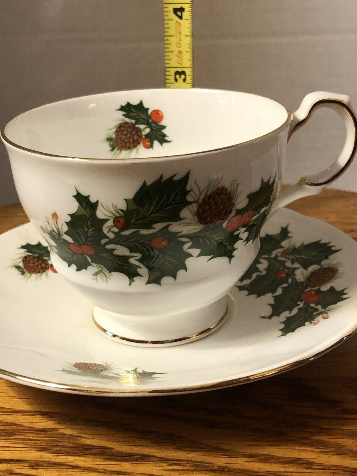Vintage Royal Crest Fine Bone China Teacup And Saucer. Made In England.