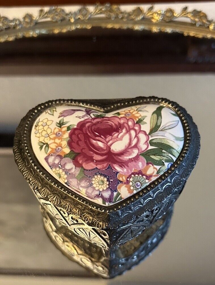 Vintage Ornate Heart Shaped Footed Floral Enamel Jewelry Trinket Box Red Lining