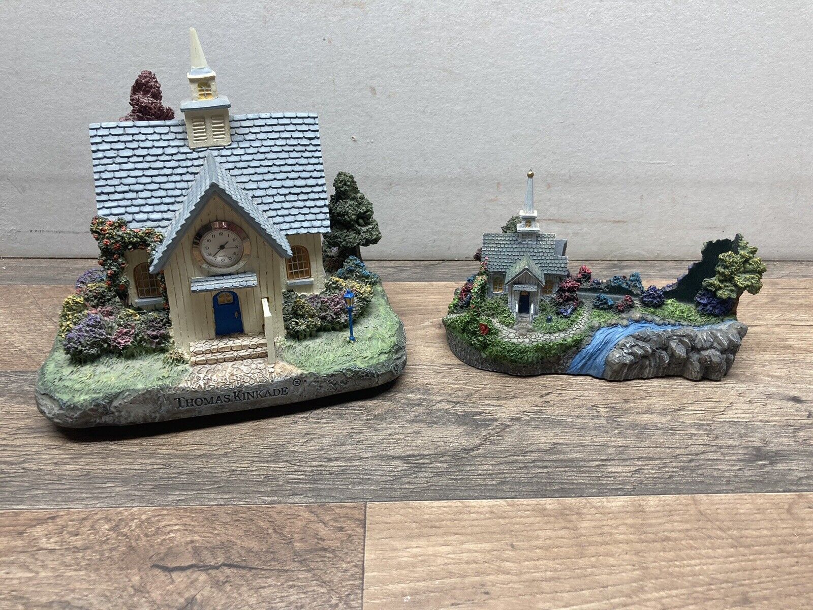 Thomas Kinkade (The Forest Chapel) With Clock & Card Holder For Desk