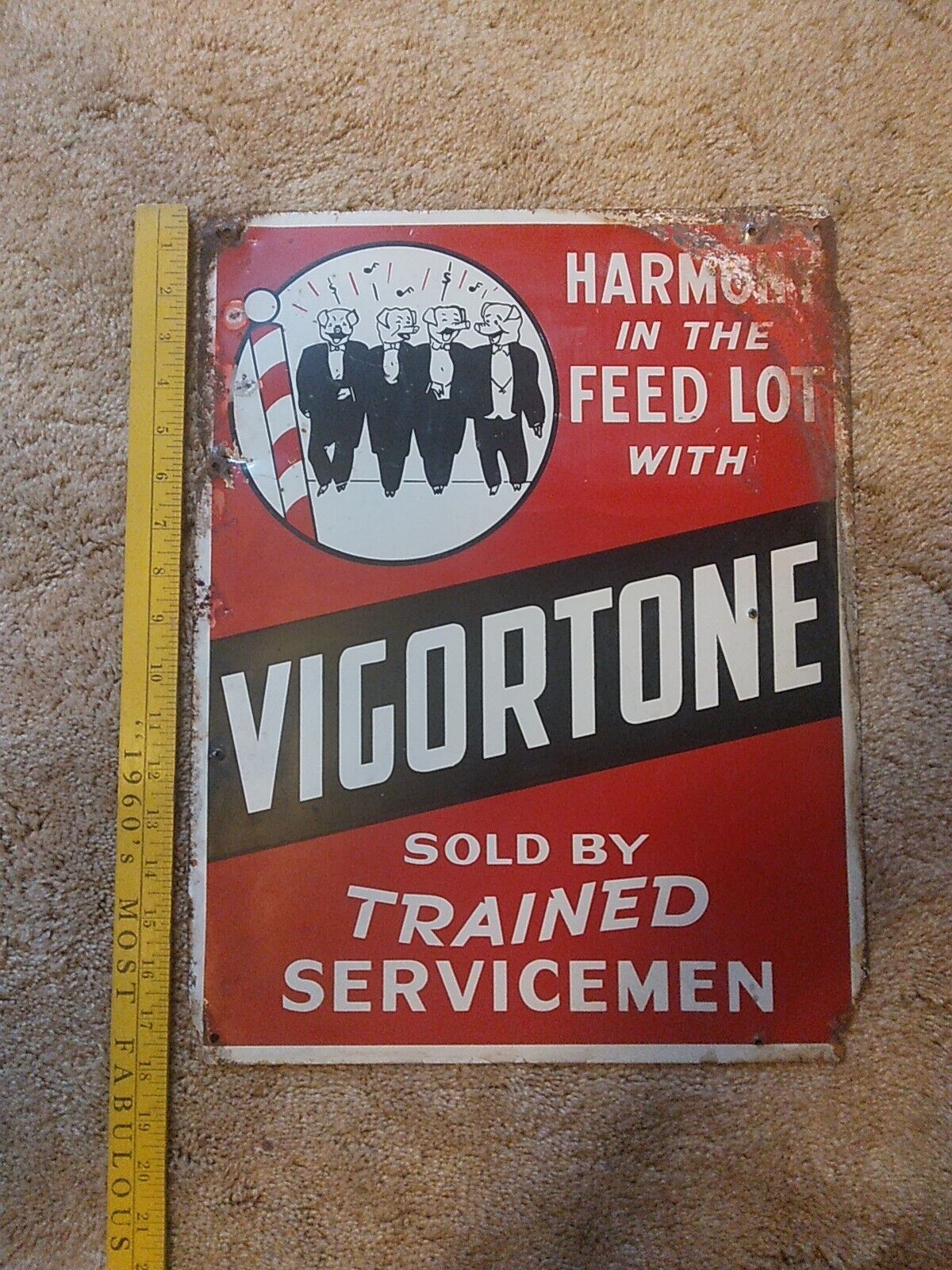 Vintage 1950s Vigortone Sign Harmony Feed Lot Cedar Rapids IA 18x14 Hogs N Suits