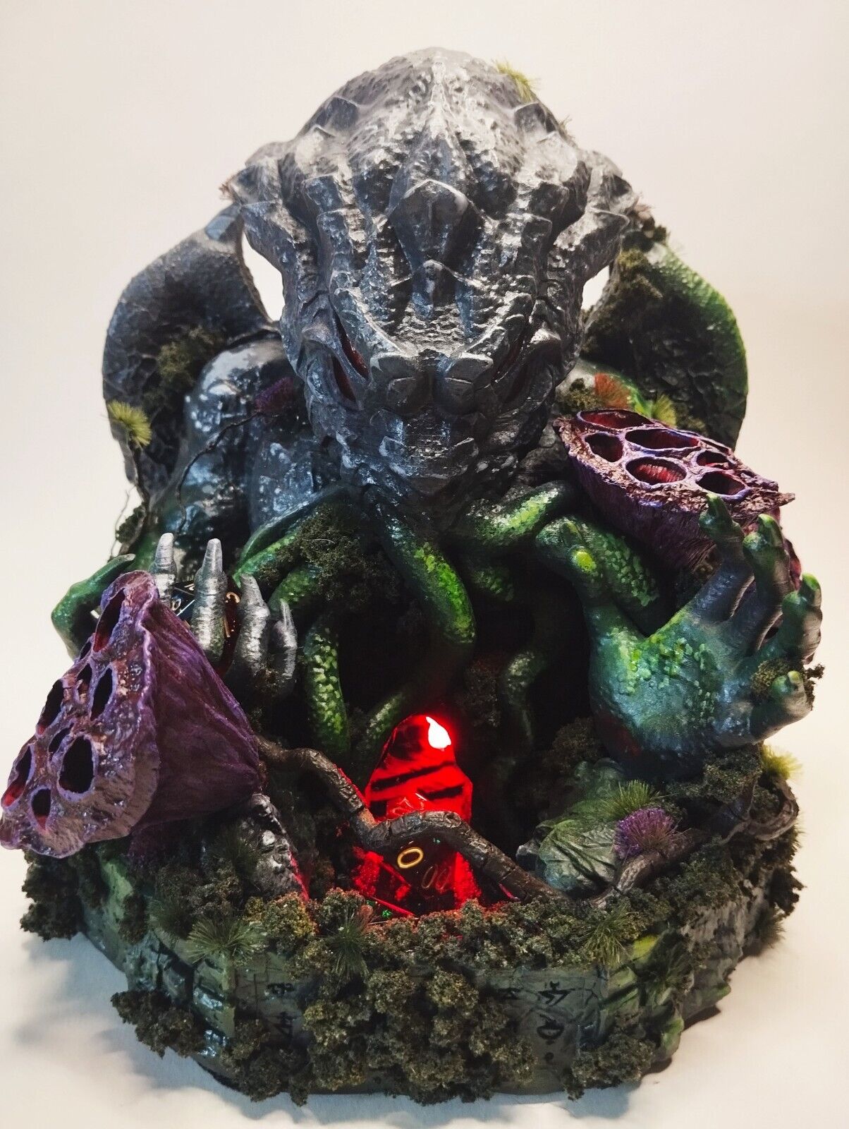 Hand painted Dice tower D20 Cthulu with glowing light