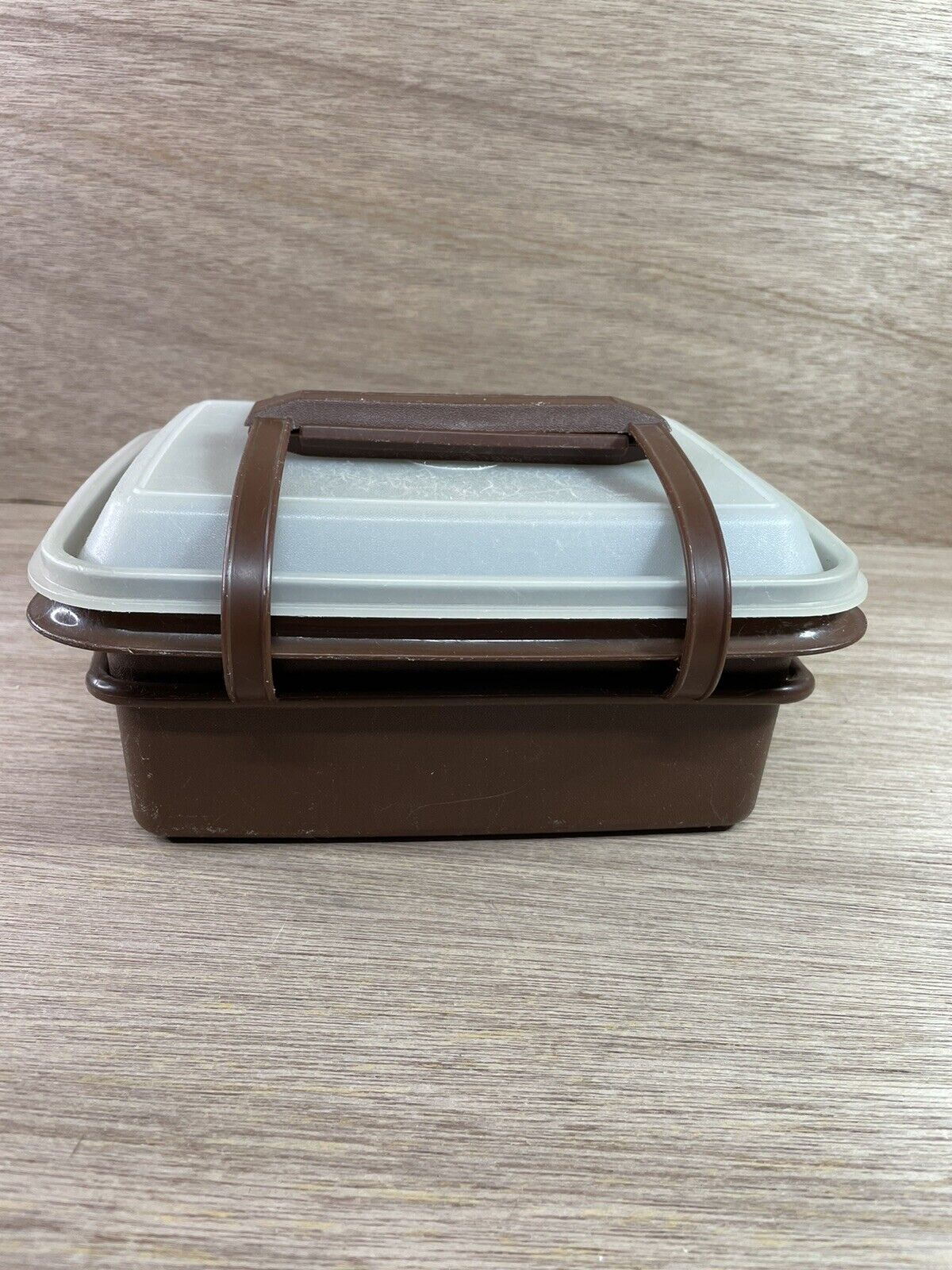 Vintage Tupperware Pack N Carry Lunch Box with Handles 