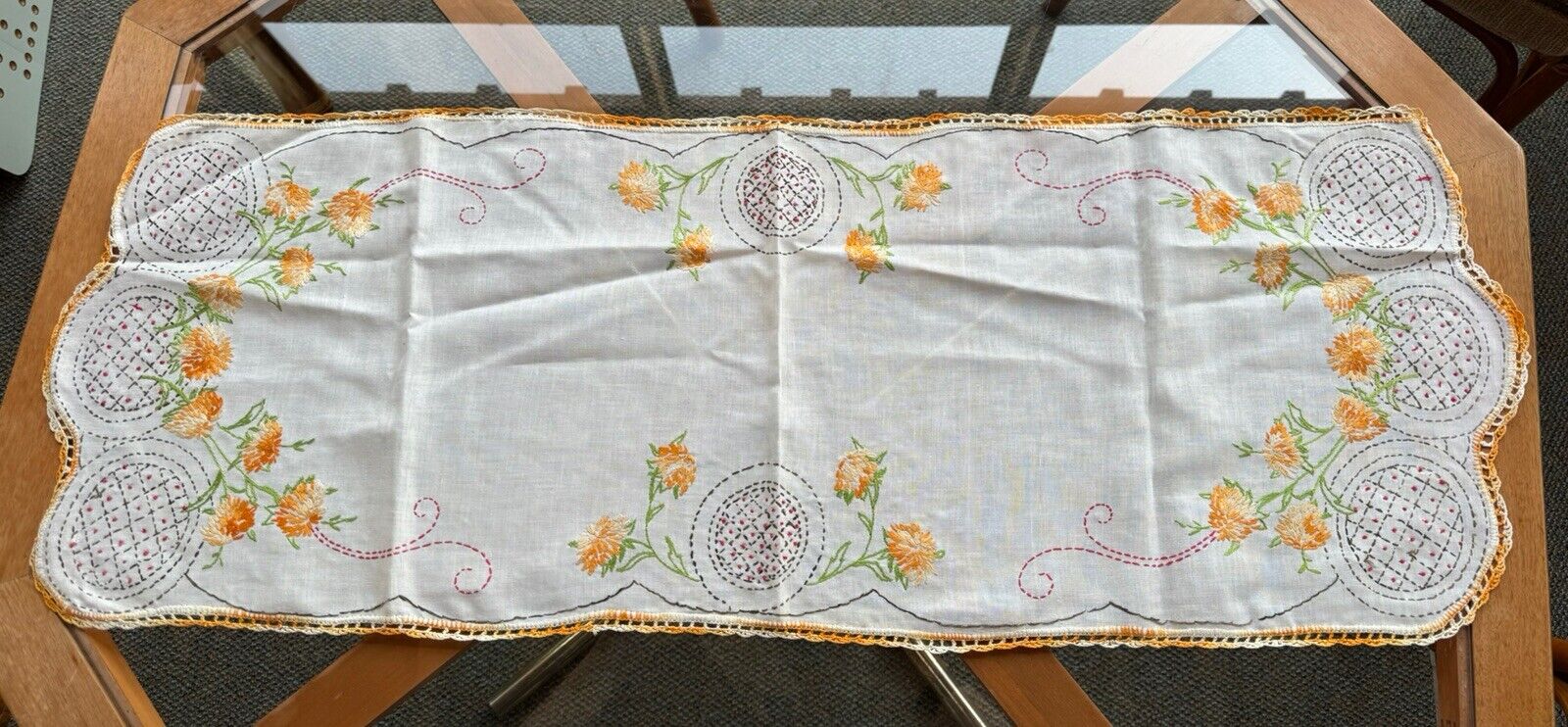 Linen Dresser Table Scarf Runner Hand Embroidered Vintage Floral 36X11