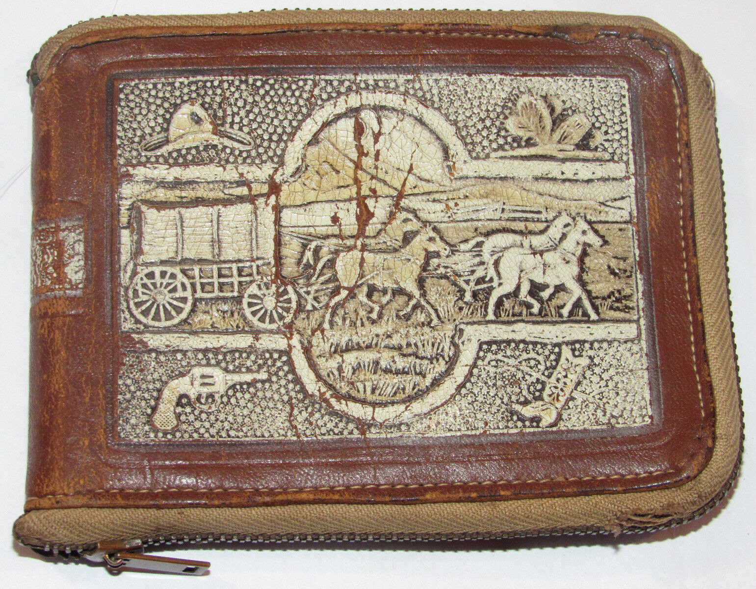 VINTAGE WESTERN DESIGN SHEEPSKIN LEATHER ZIPPERED WALLET STAGECOACH WITH HORSES