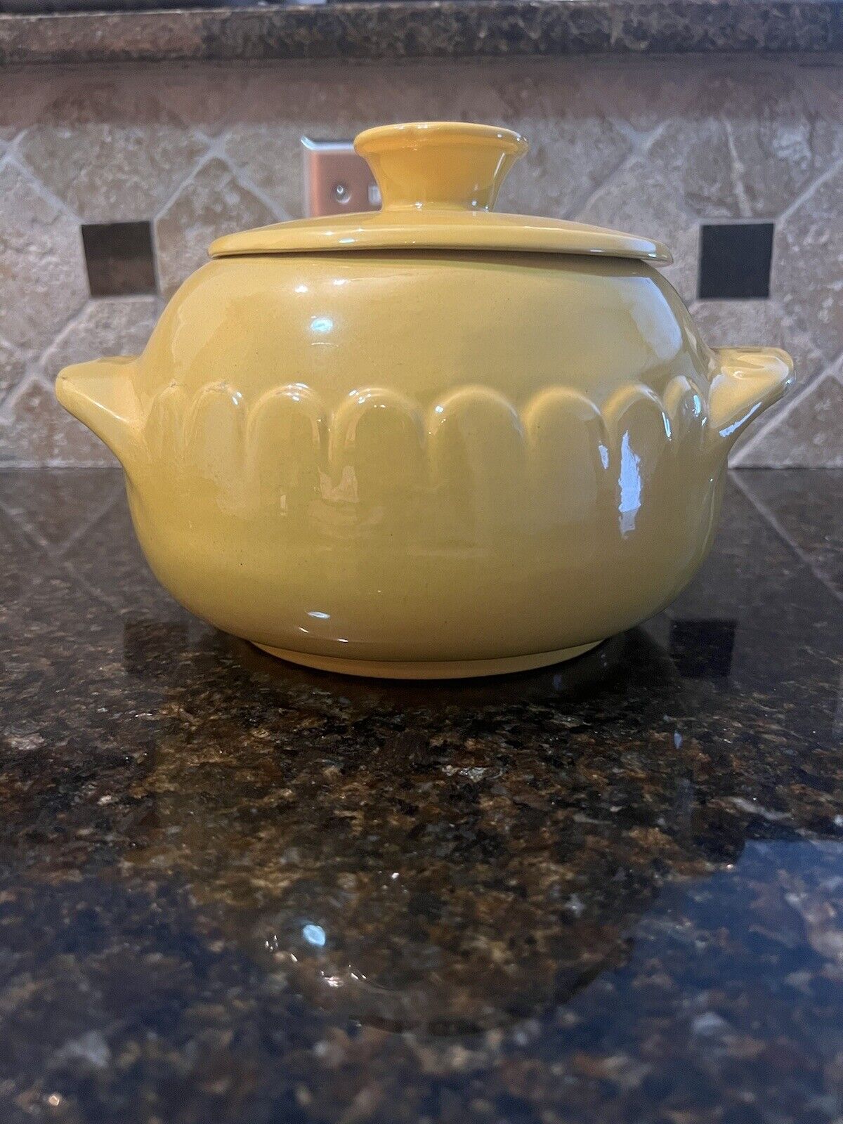 Vintage Frankoma Pottery 245 Yellow Gold Bean Pot Soup Tureen Covered Dish.
