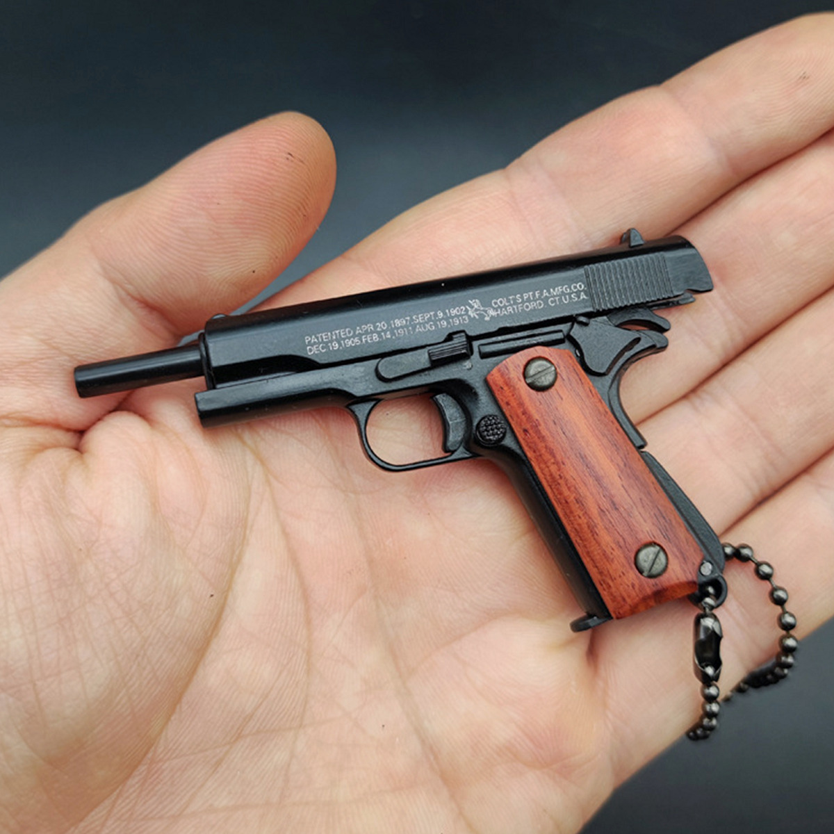 1911 Keychain, Pistol Shape Keychain 1:3 Scale Gun Model Keychain Mini Metal Gun