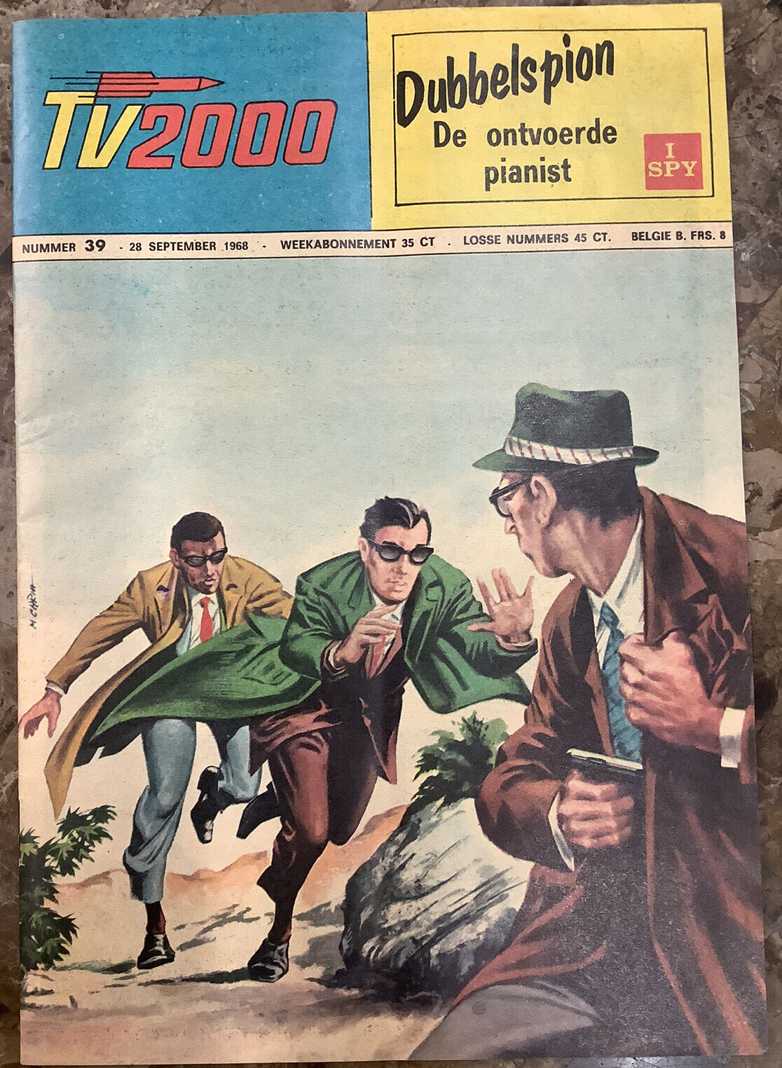 TV2000 Double Agent The Kidnapped Pianist #39 Dutch 1968 Comic Magazine