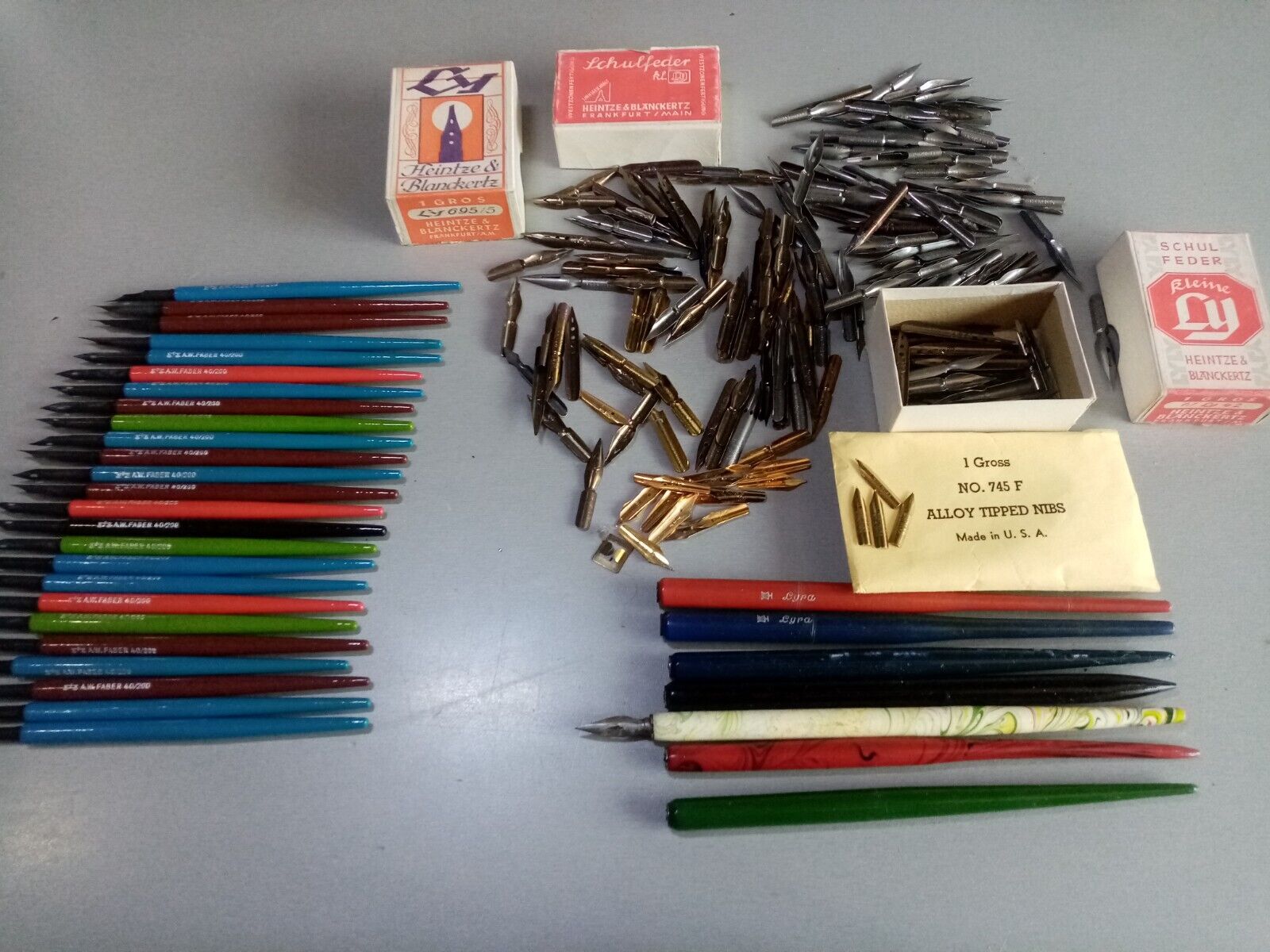 BIG Vintage Lot of 32pcs Fountain Caligraphy Pens + OVER 400pcs Others  NIB\'s