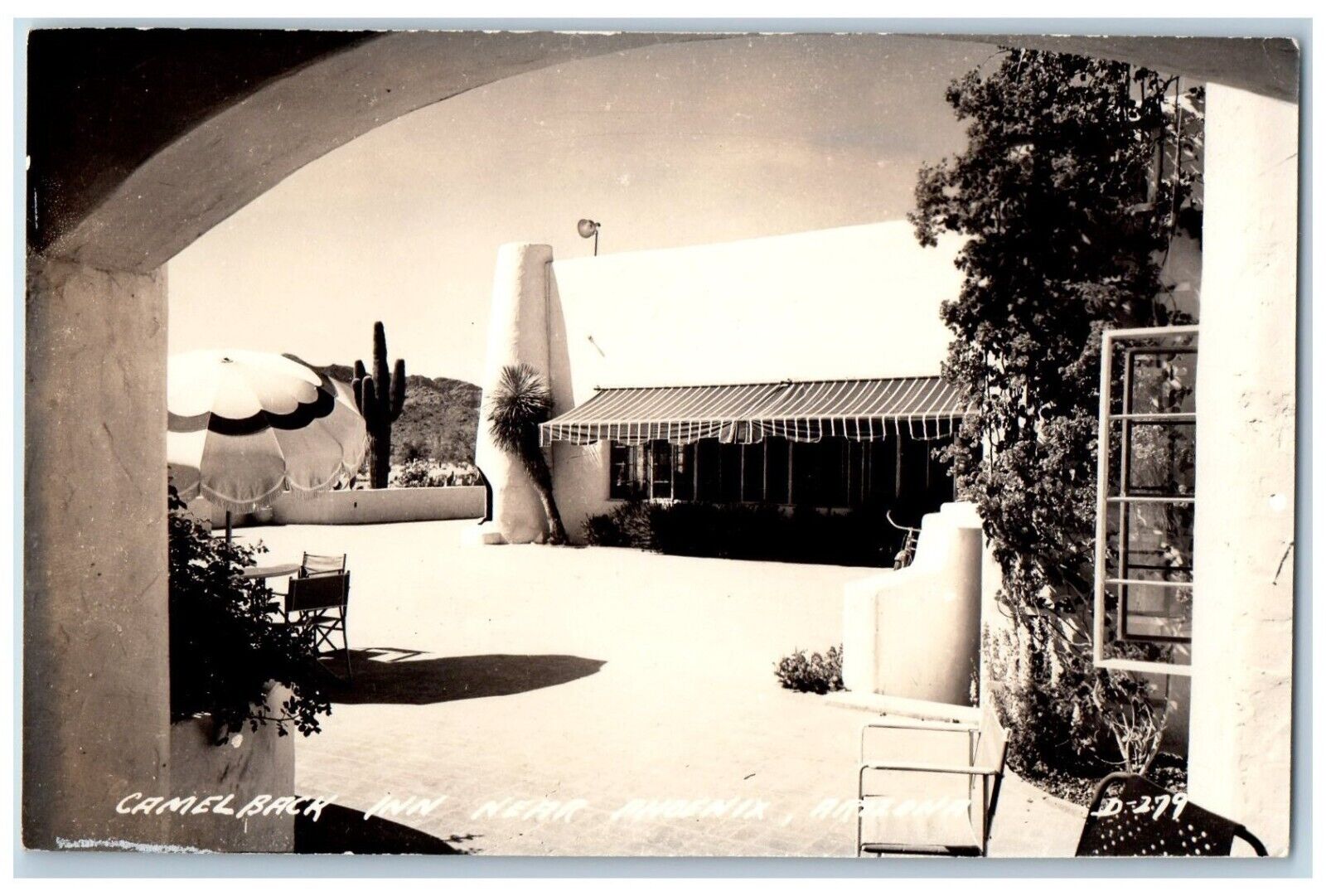 Phoenix Arizona AZ Postcard RPPC Photo Camel Back Inn Motel c1940's Vintage