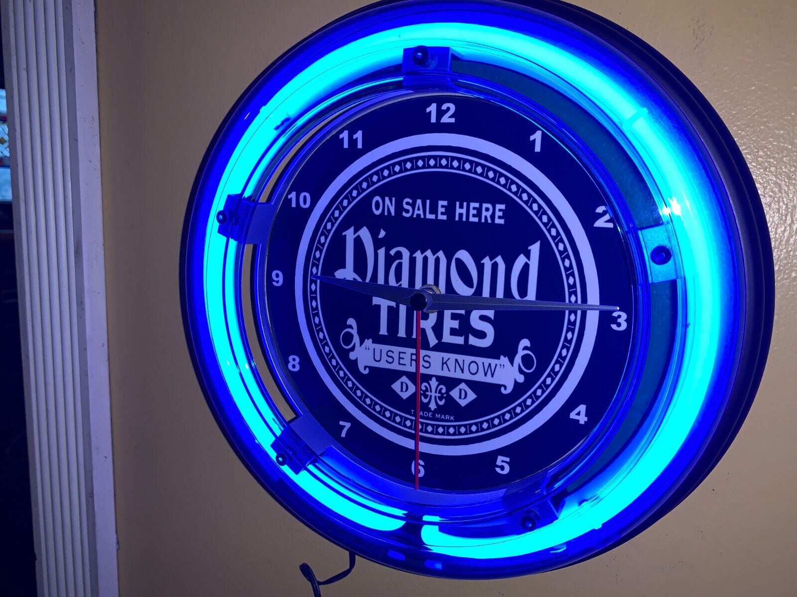 Diamond Tires Gas Service Station Garage Advertising Neon Wall Clock Sign