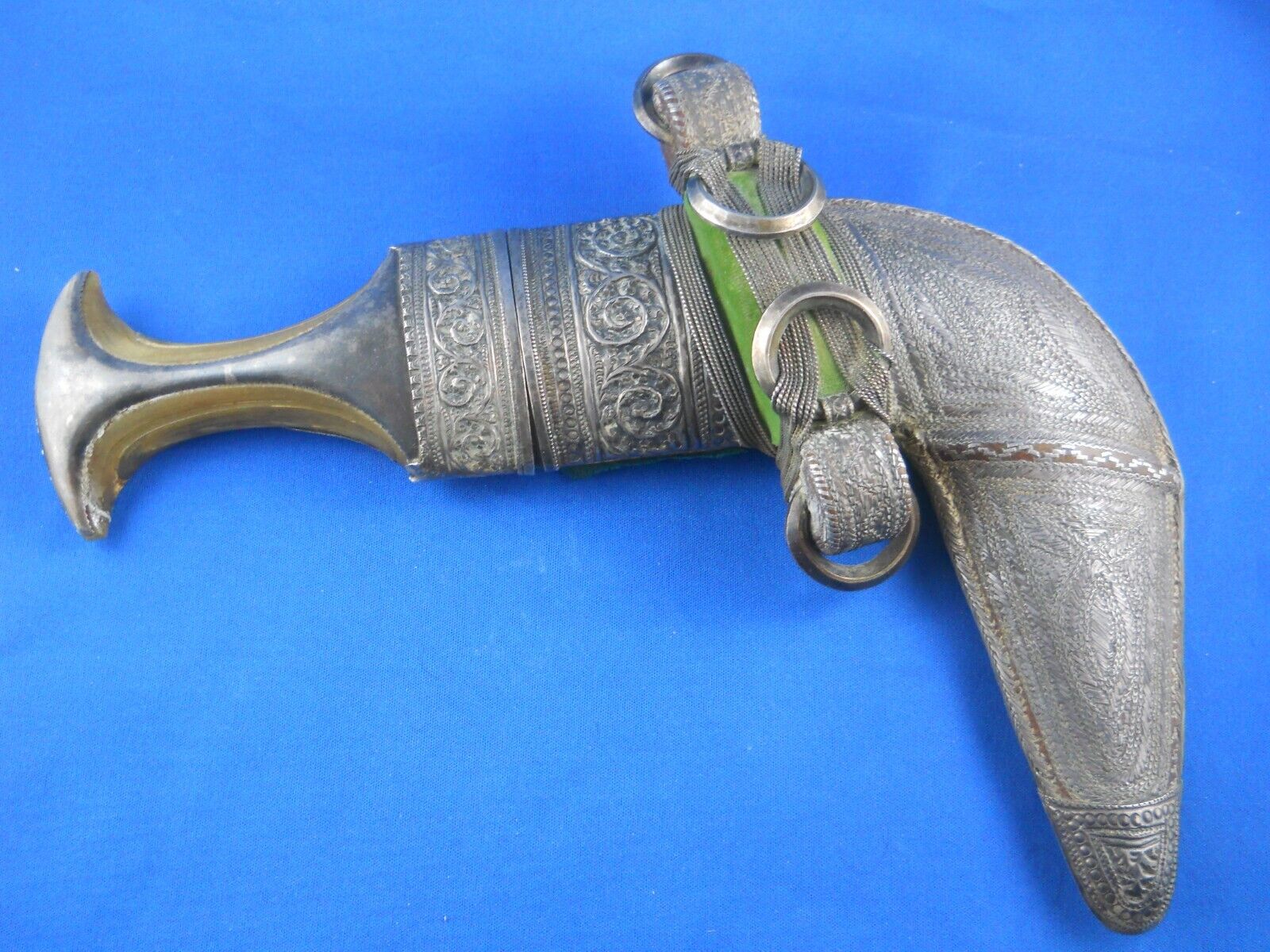Antique Yemeni Omani Khanjar Dagger Jambiya Silver
