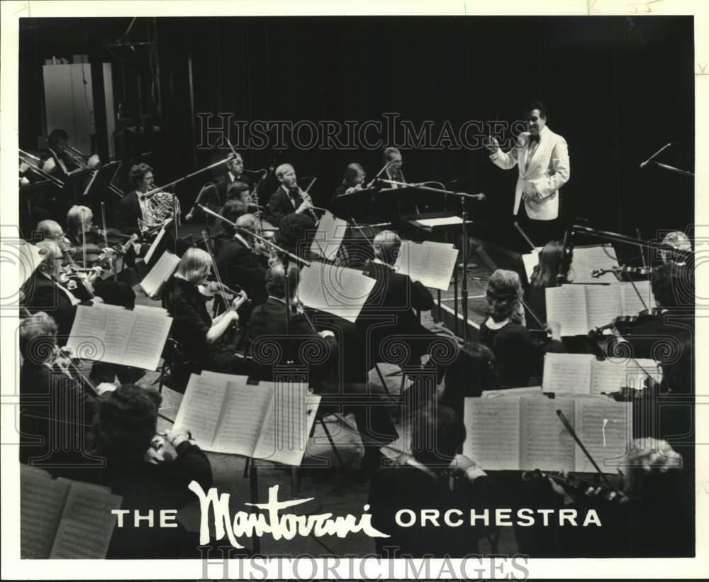1985 Press Photo The Mantovani Orchestra - pix23006