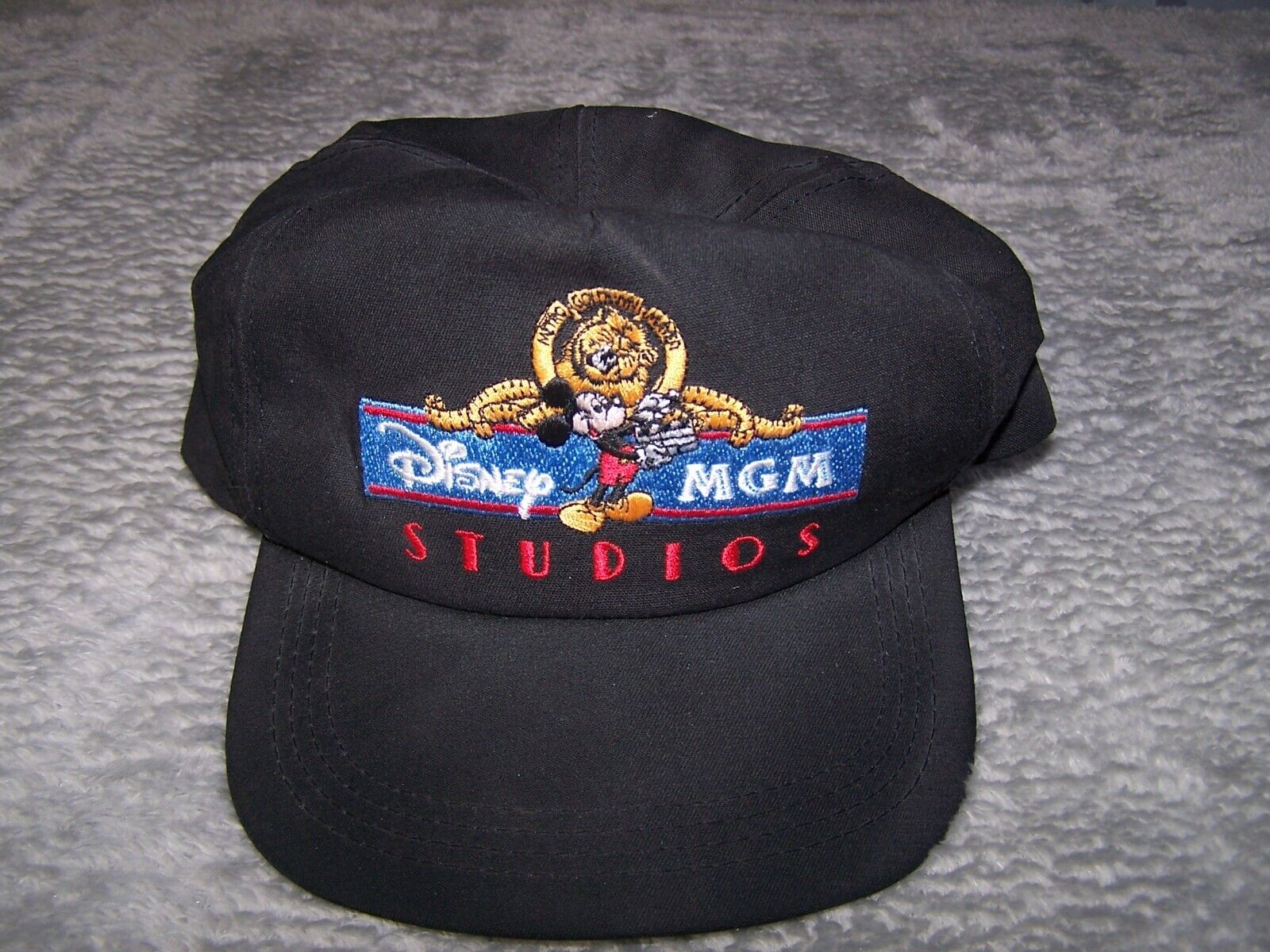 Vintage 80s Disney MGM Studios Black Leo The Lion Mickey Mouse Snapback Hat
