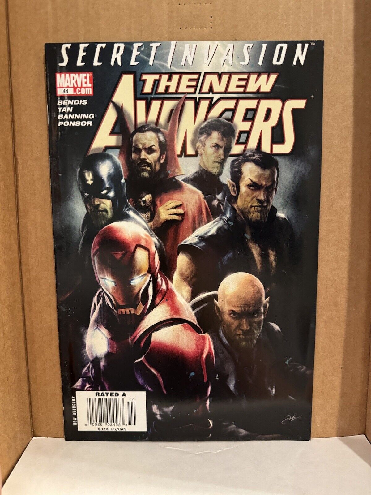 The New Avengers #44 ~FN HTF LATE NEWSSTAND Secret Invasion 2008 Marvel Comics