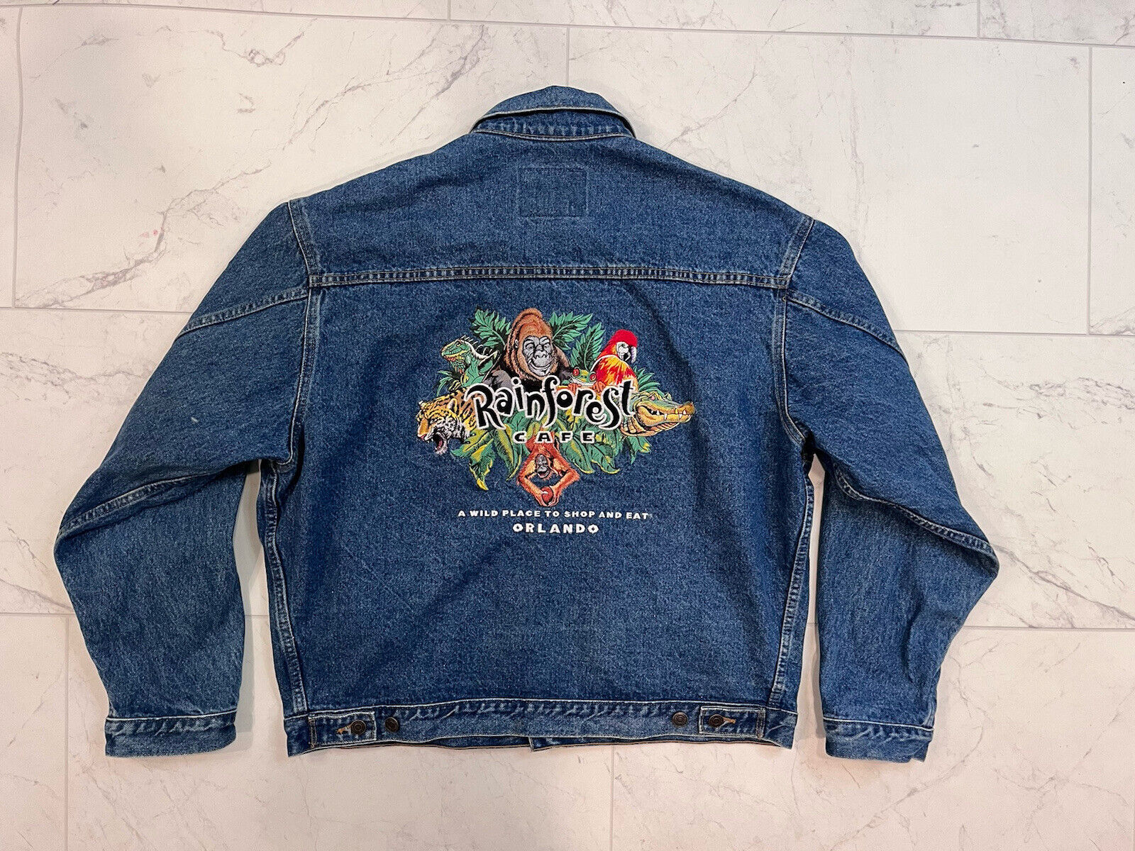 RAINFOREST CAFE Orlando Embroidered (MD) Denim JACKET A Wild Place to Shop & Eat