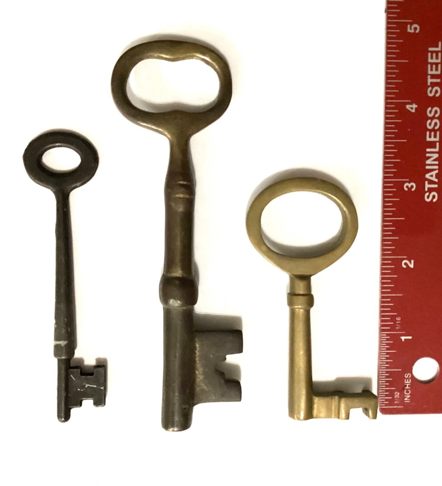 Antique Skeleton Keys Lot of 3 Brass Solid Barrel Vintage Steam Punk Rare Nice