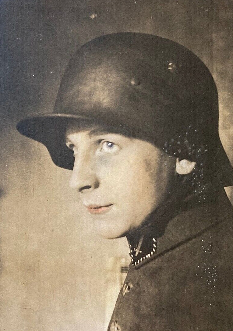 POST WW1 GERMAN YOUNG STAHLHELM LEAGUE MEMBER w/HELMET PHOTO POSTCARD RPPC 1923