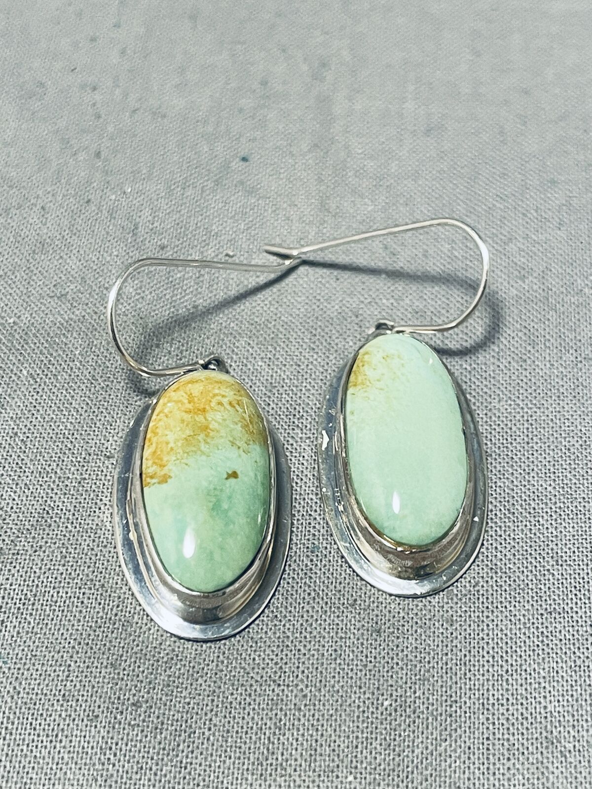PRETTY NAVAJO ROYSTON TURQUOISE STERLING SILVER DANGLE EARRINGS