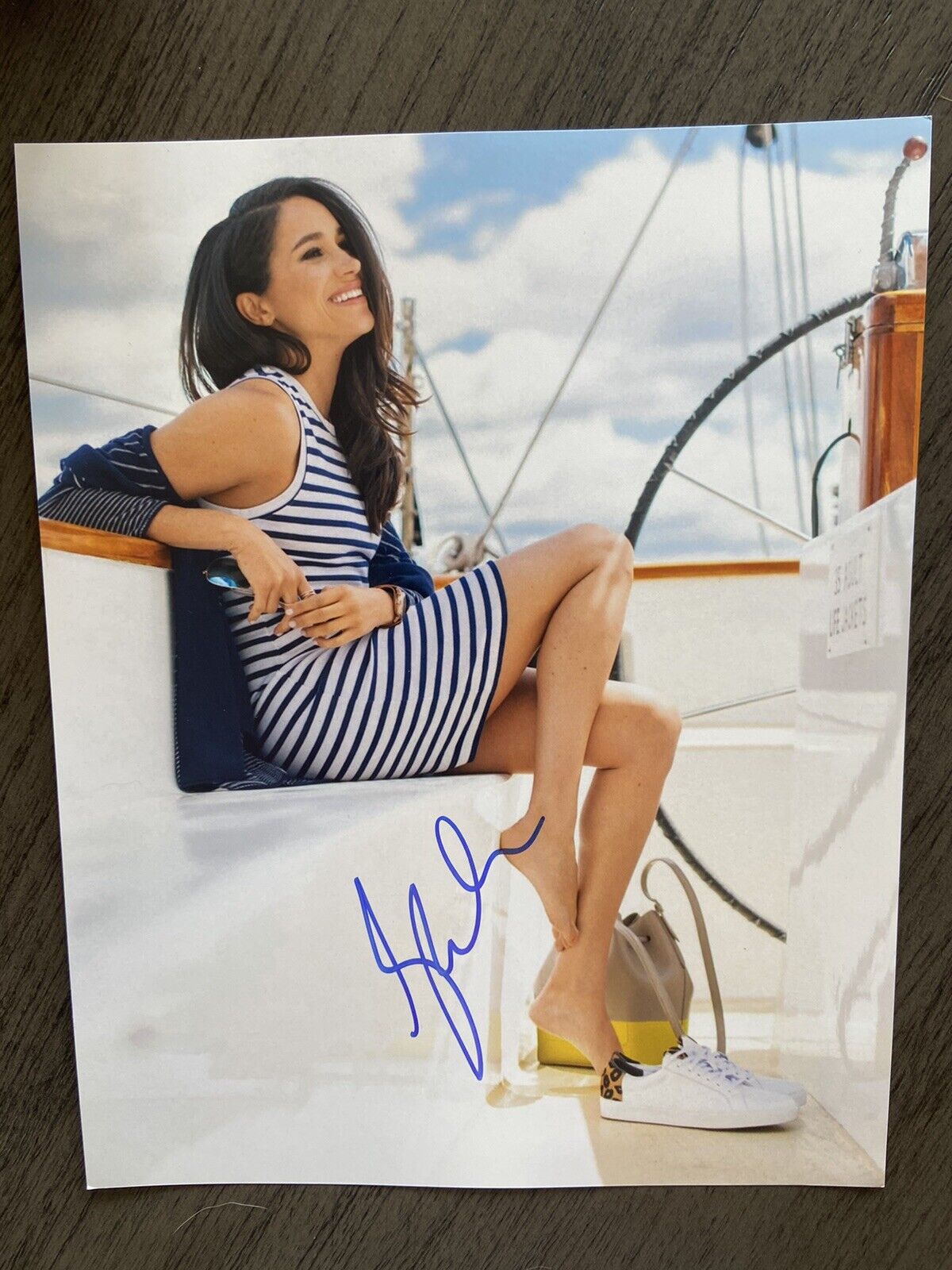 Meghan Markle Royal Family 8X10 Signed Photo Authentic Letter Of Authenticity