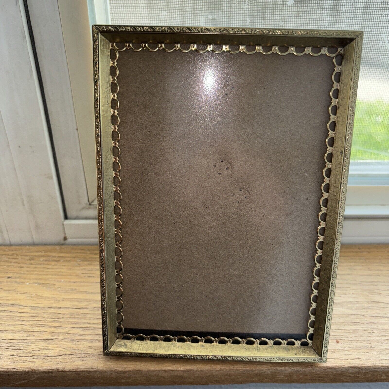 Vintage MCM Gold Tone Metal Picture Frame  Scalloped