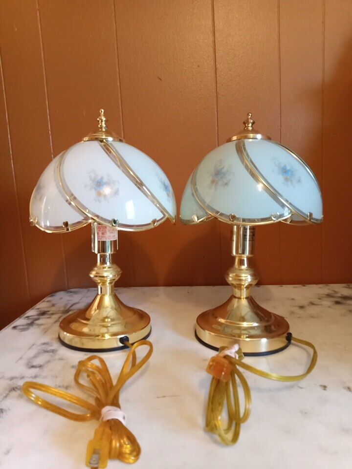 1 Vintage 3-Way Touch Lamp w Glass Panels Brass Tone Base Blue Floral Design
