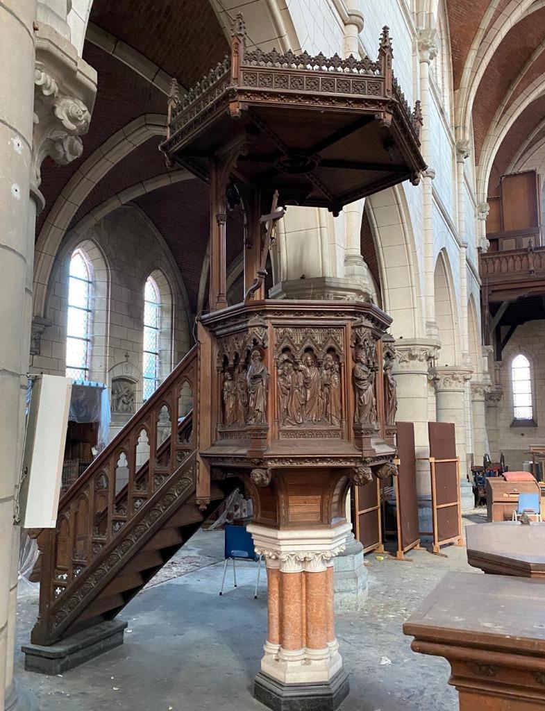 ARRIVES JUNE 2024: Magnificent Antique Gothic Church Pulpit in Solid Oak