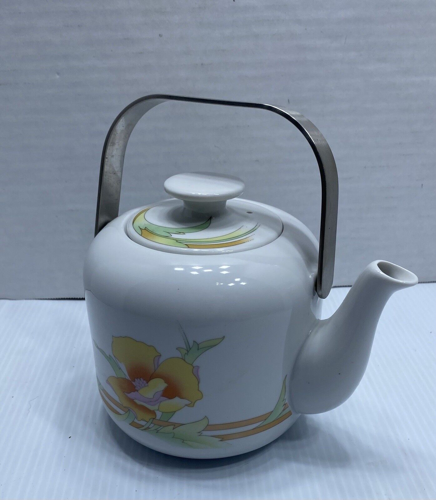 Vintage The TOSCANY Collection Teapot with Yellow Flowers White Made in Japan