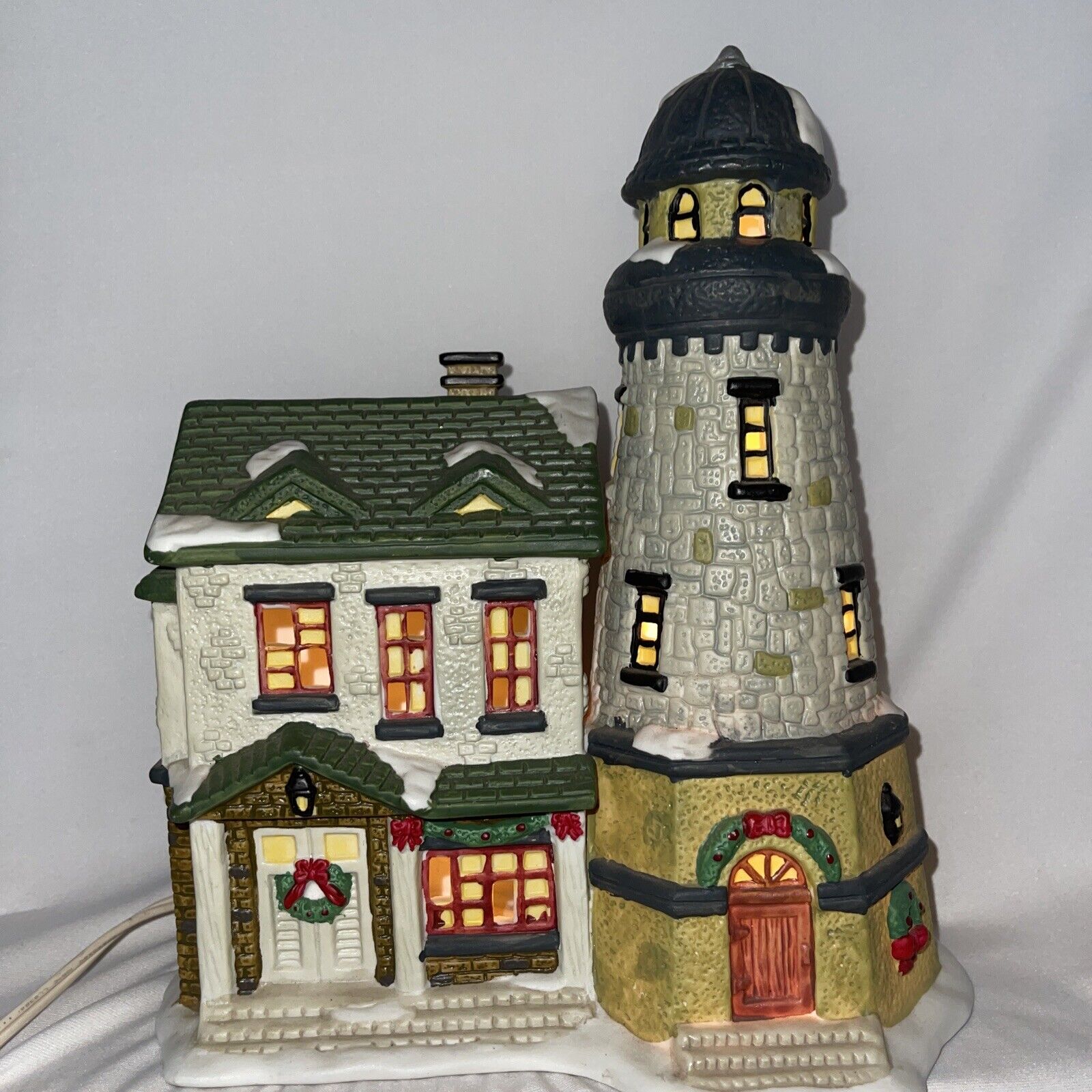 Lighthouse Figurine Dickens Collectible 1988 Ceramic Lighted Inline Switch 9 1/2