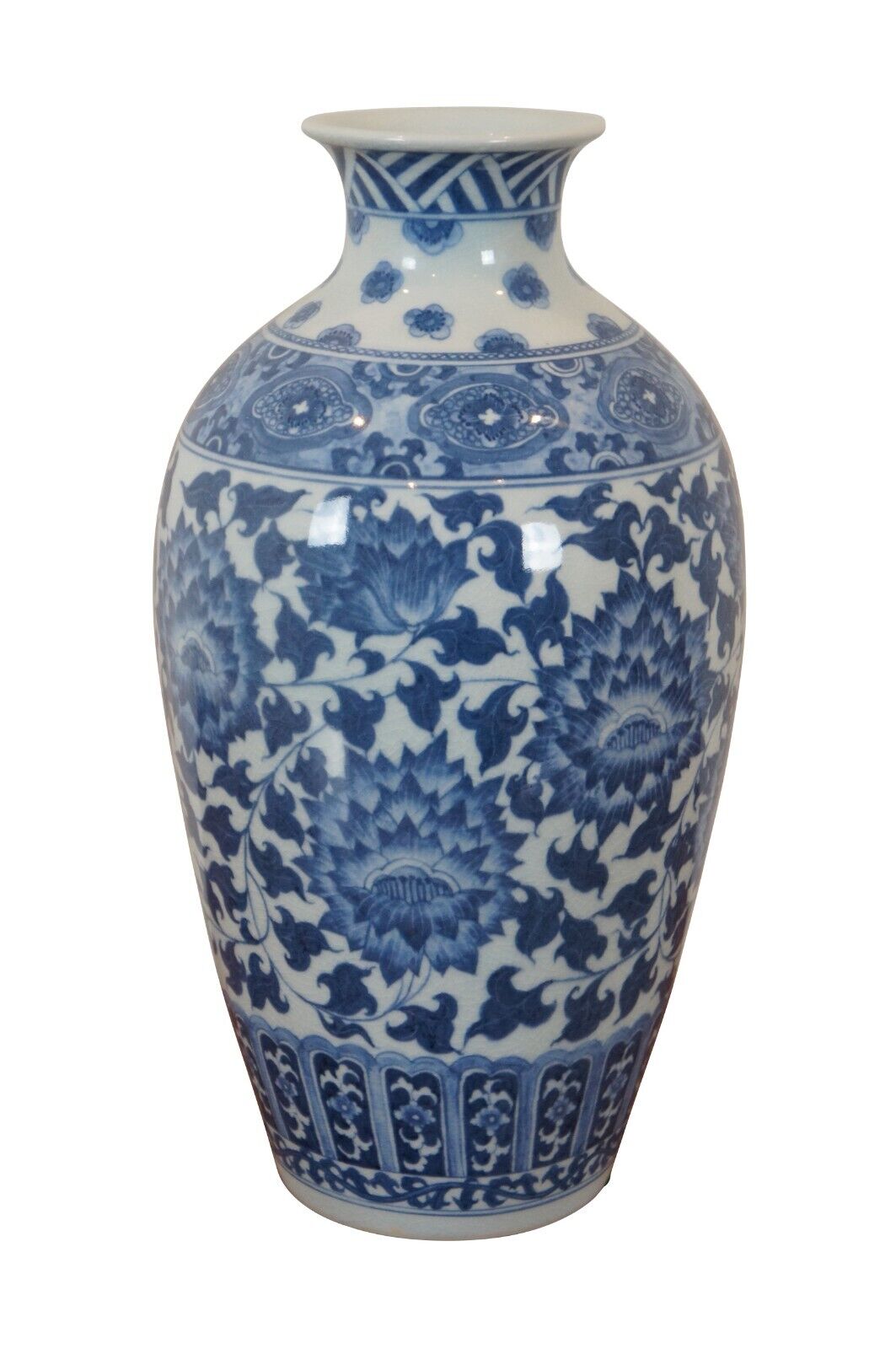 Maitland Smith Blue & White Chinoiserie Porcelain Mantel Vase Flower Urn 15\