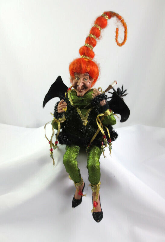 Mark Roberts Green Bat Winged Halloween Witch Small Figurine 51-56034 AS IS