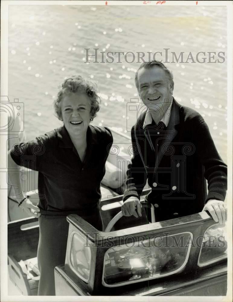 1967 Press Photo John Mills & Mary Haley Bell on a boat in Hamilton, Bermuda
