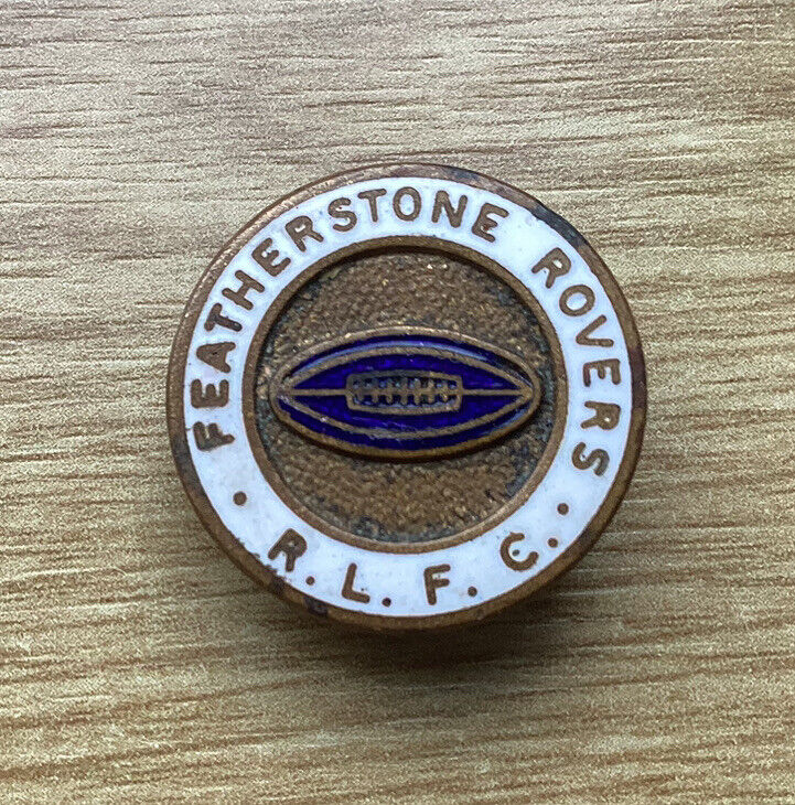 V RARE OLD 1950s FEATHERSTONE ROVERS R.L.F.C RUGBY LEAGUE BADGE Maker Fattorini