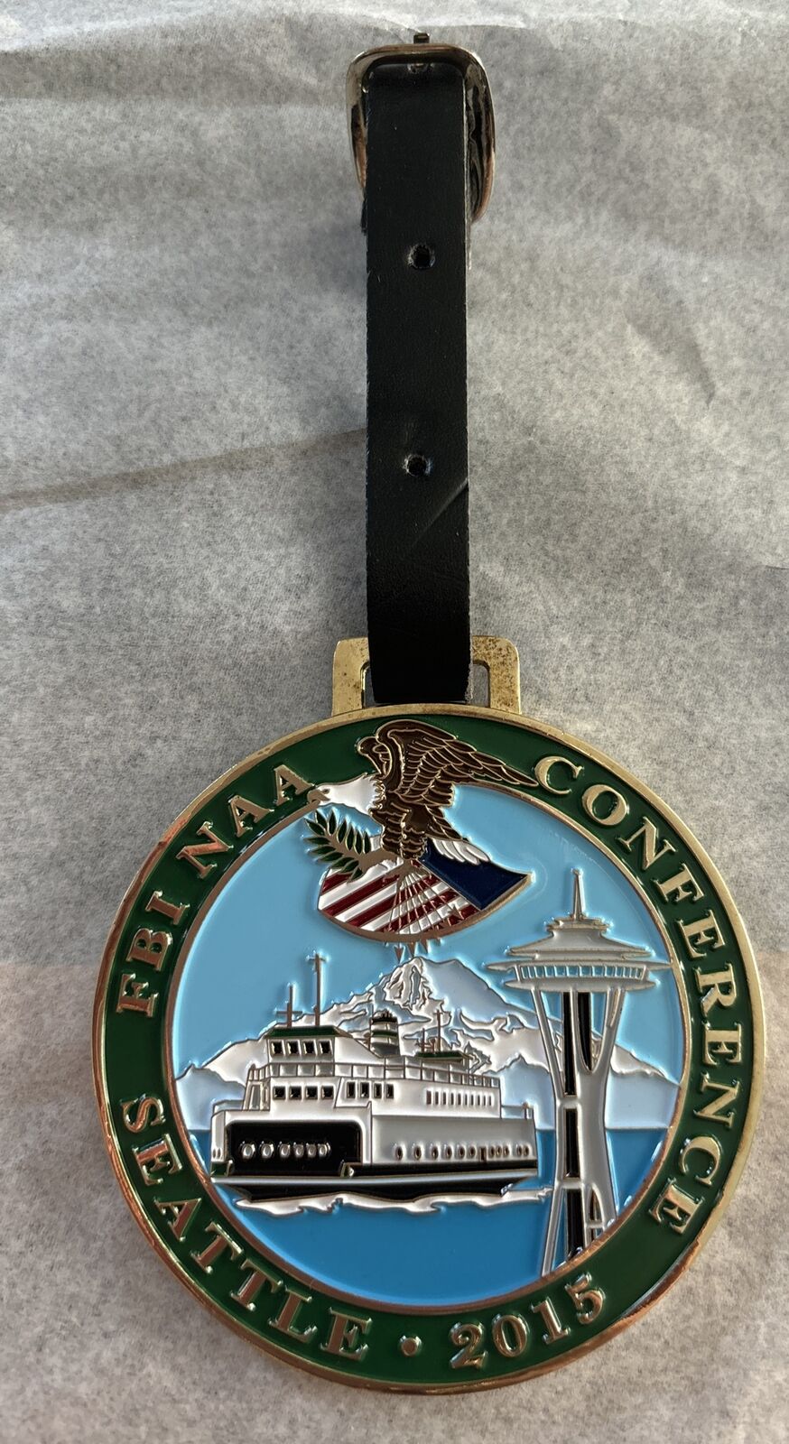 FBI National Academy Seattle Washington NAA Conference Bag Tag Medal Coin Large