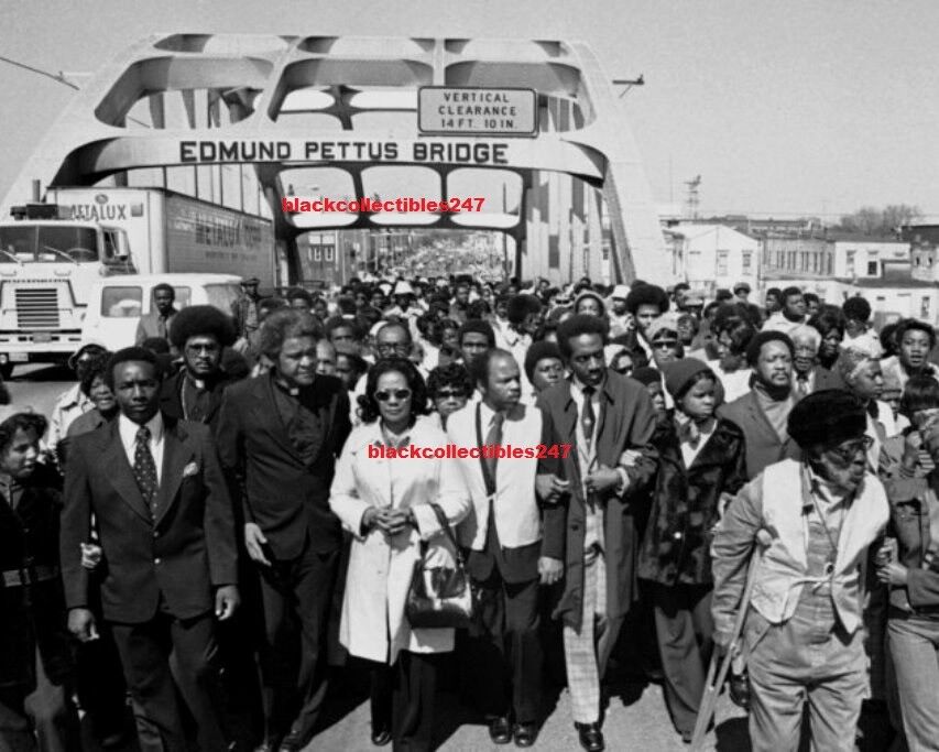 JOHN LEWIS Photo 4x6 Selma March Coretta Scott King Civil Rights 10 years after