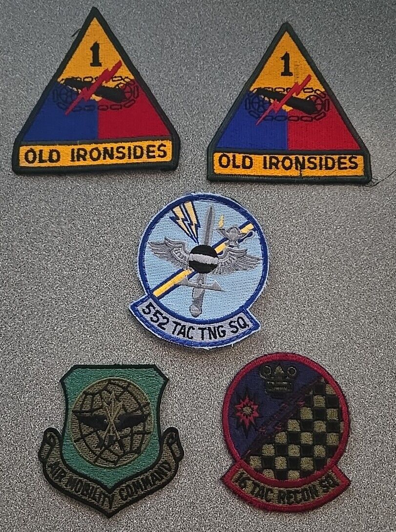 Lot of 5 Military Patches