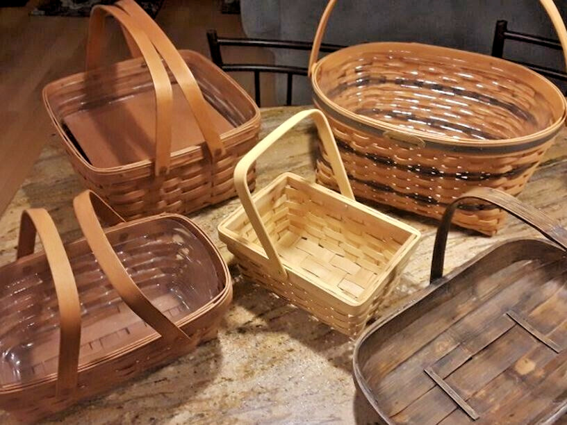 Excellent Condition Lot of 3 Longaberger w/ Liners & 2 Unmarked Handled Baskets