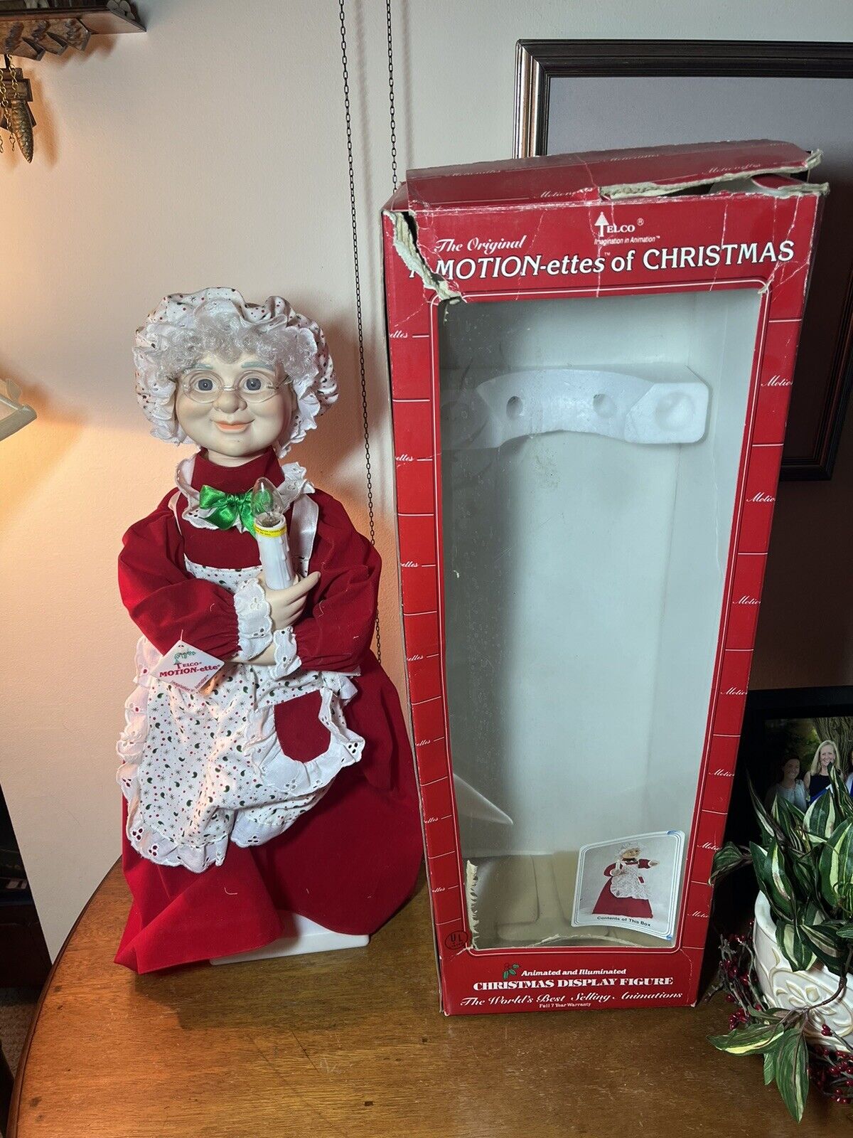 Vintage Telco Motionettes of Christmas Mrs. Claus 24\