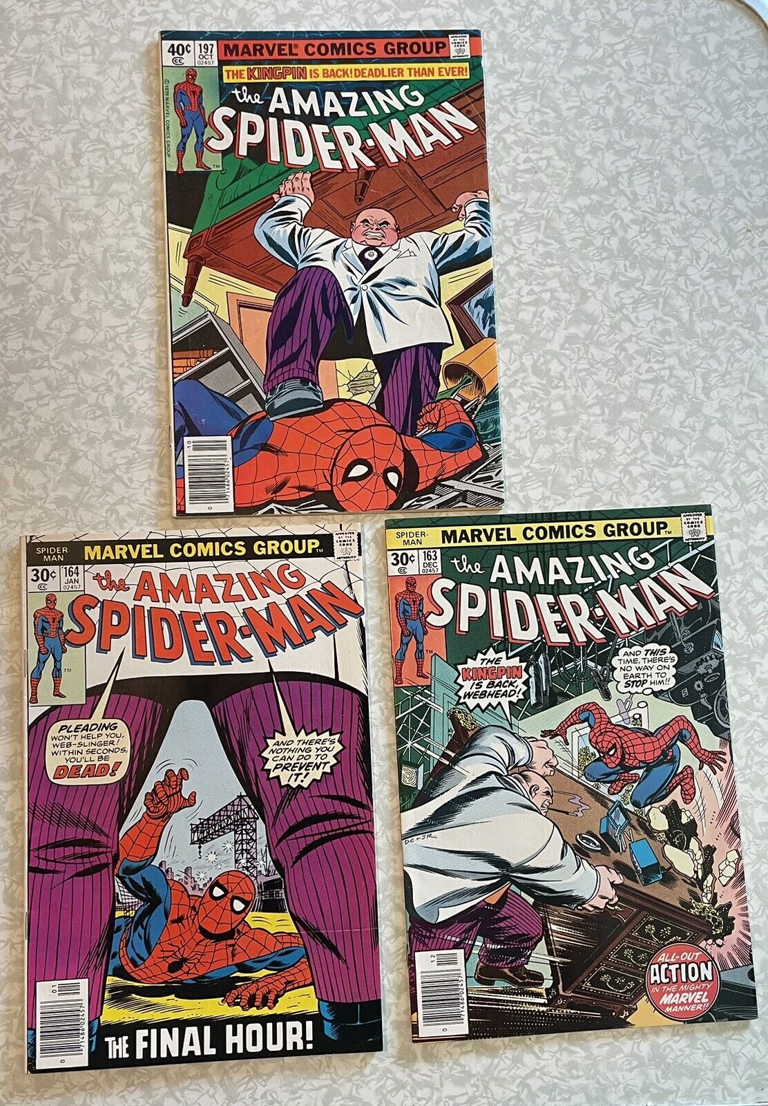 Vintage Marvel Amazing Spider-Man Comic Book Lot Featuring Kingpin