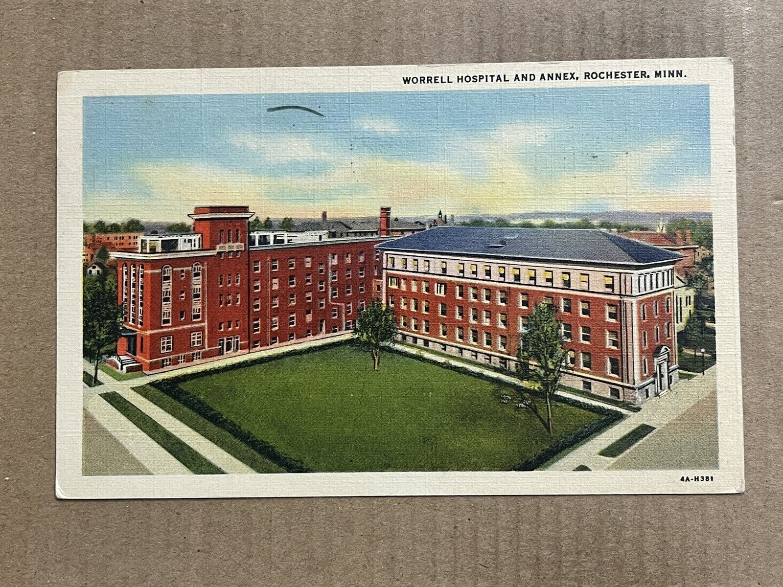 Postcard Rochester MN Minnesota Worrell Hospital & Annex Vintage 1939 PC