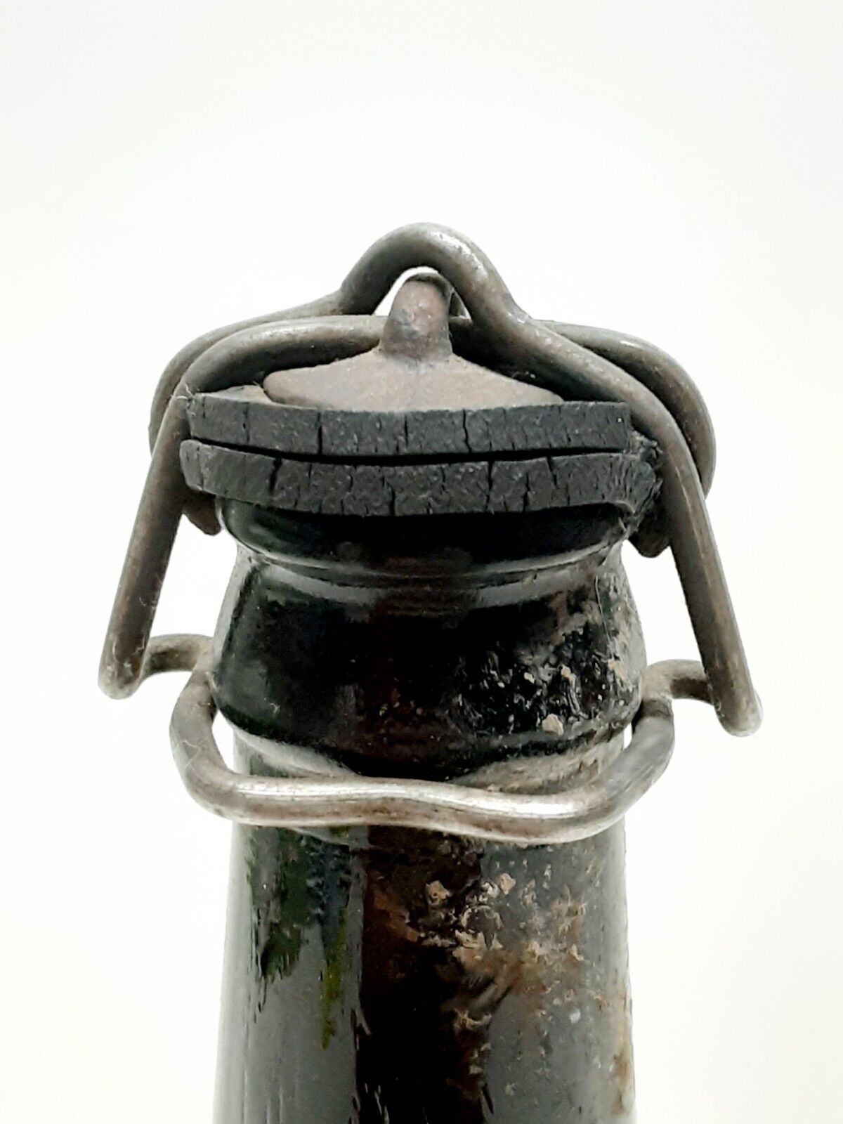 Vtg. MISSION ORANGE Dry Soda Black Glass Bottle 1920's ** Rubber Wire Stopper **