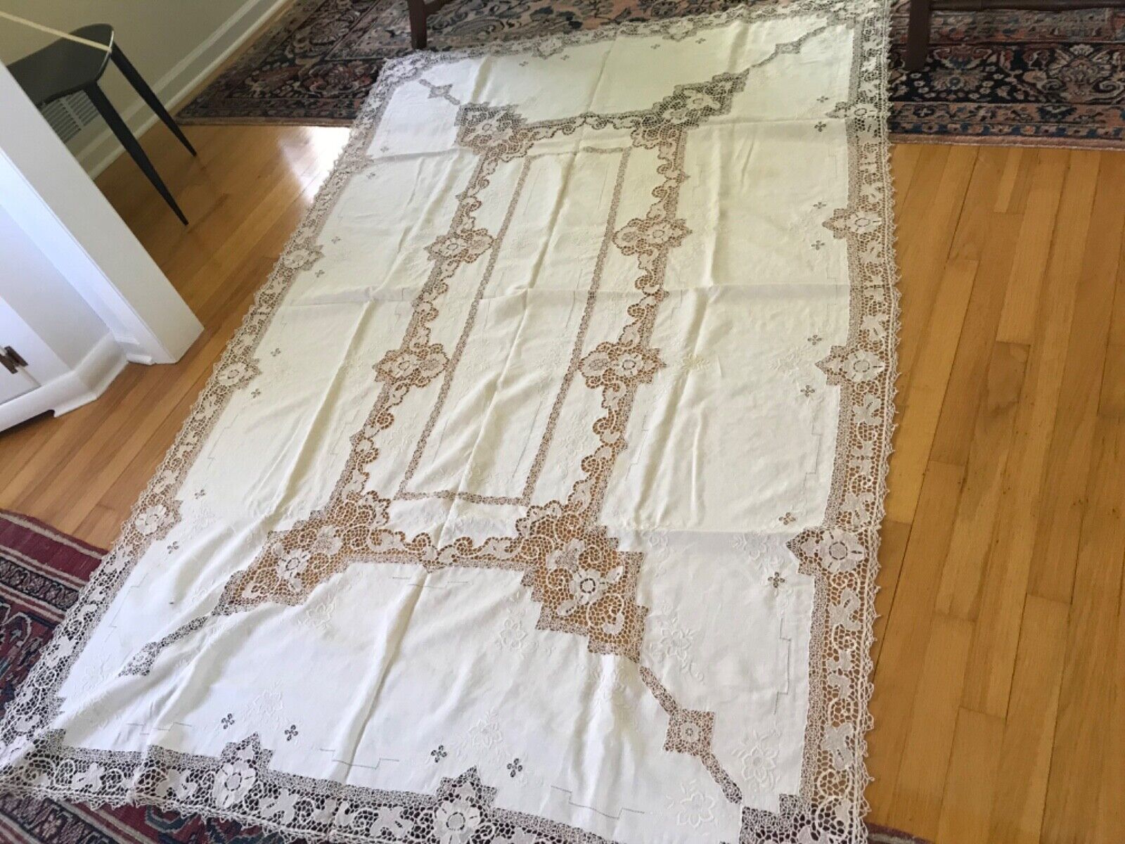 Antique Italian Needle Lace Cream  Linen Tablecloth 59x 93” point de Venice