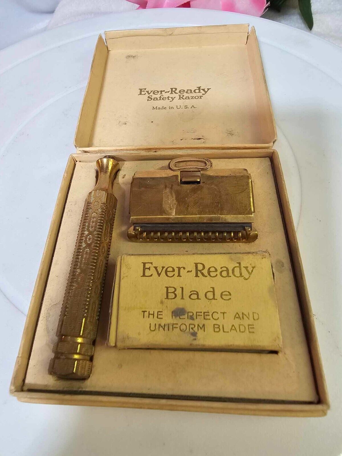 Vtg ever ready safety razor 1912 USA goldtone w/ Box - A3