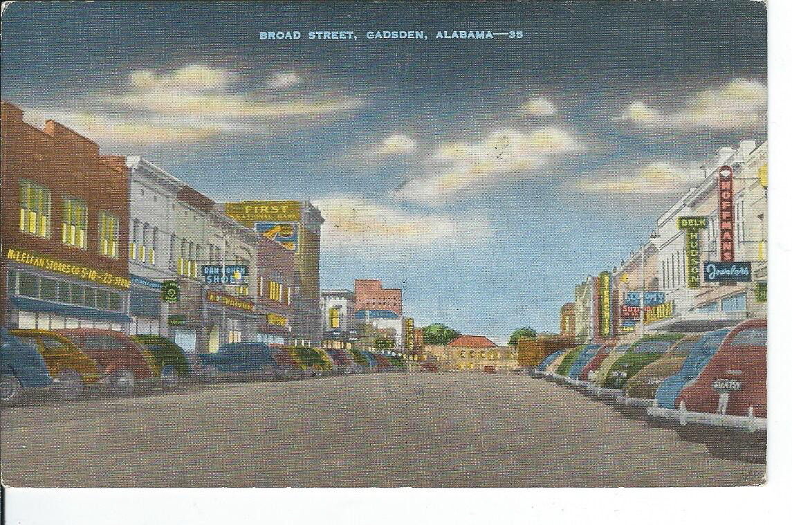 CB-044 AL, Gadsden, Broad Street Linen Postcard Old Cars Hoffmans Sears more