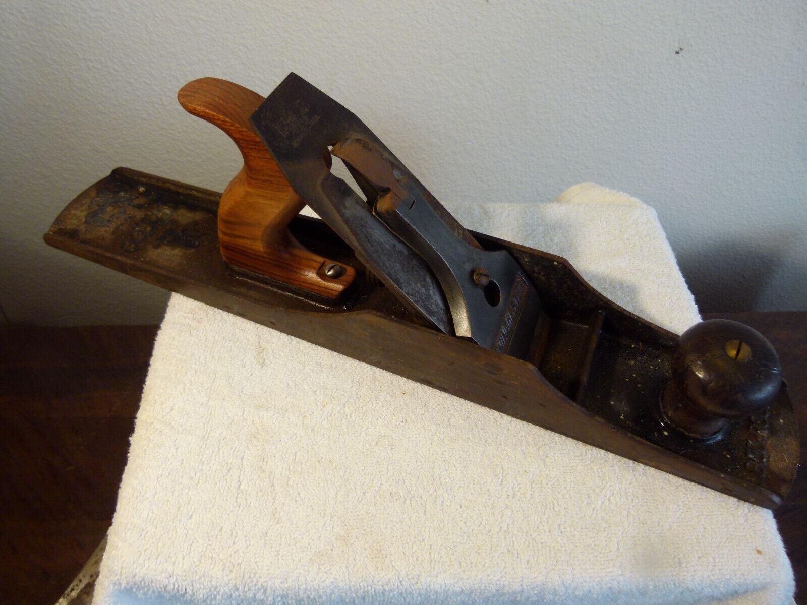 ANTIQUE TOOLS  COMPLEX STANLEY 606 C BEDROCK PLANE WITH A WINCHESTER LEVER CAP