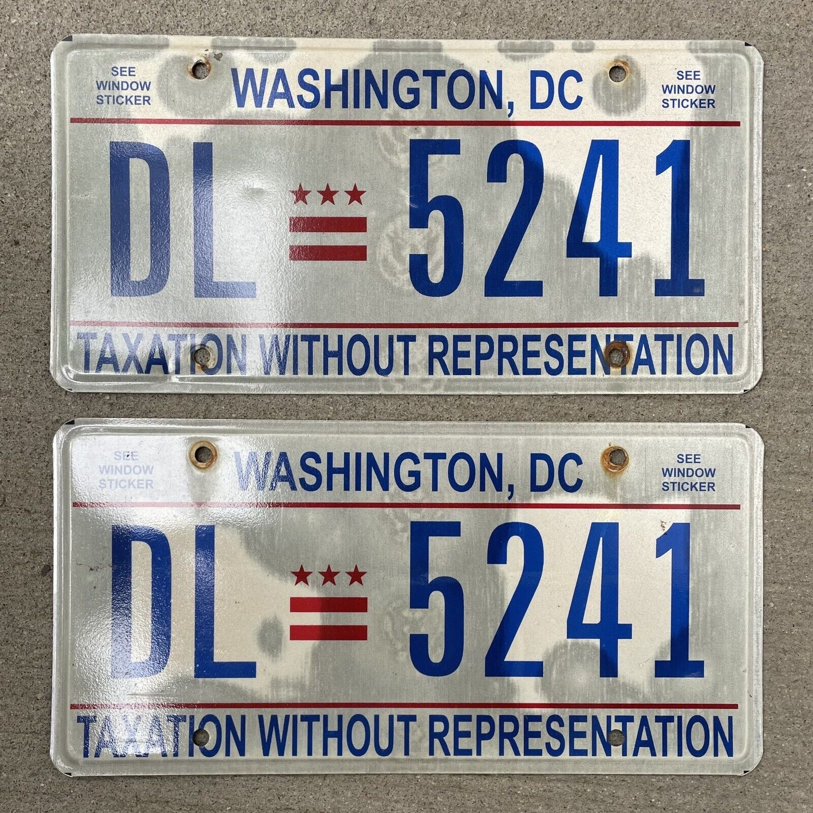 Double Washington DC LICENSE PLATES - DL 5241