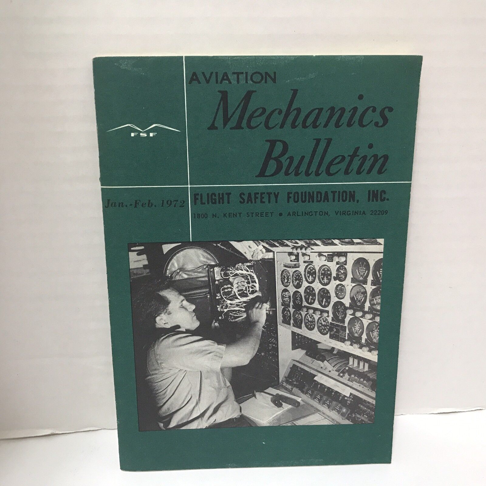 Vtg 1972 Aviation Mechanics Bulletin Booklet