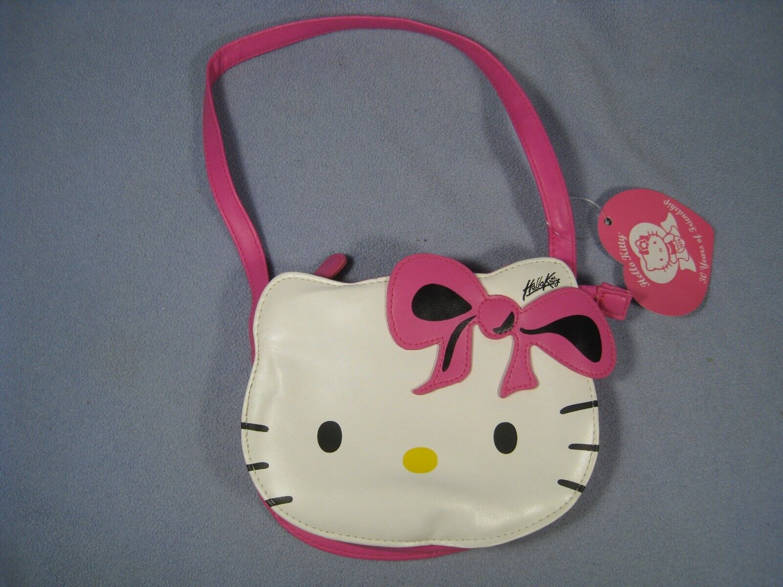 New 2004 Sanrio Hello Kitty Leather Purse/ Bag with Bonus