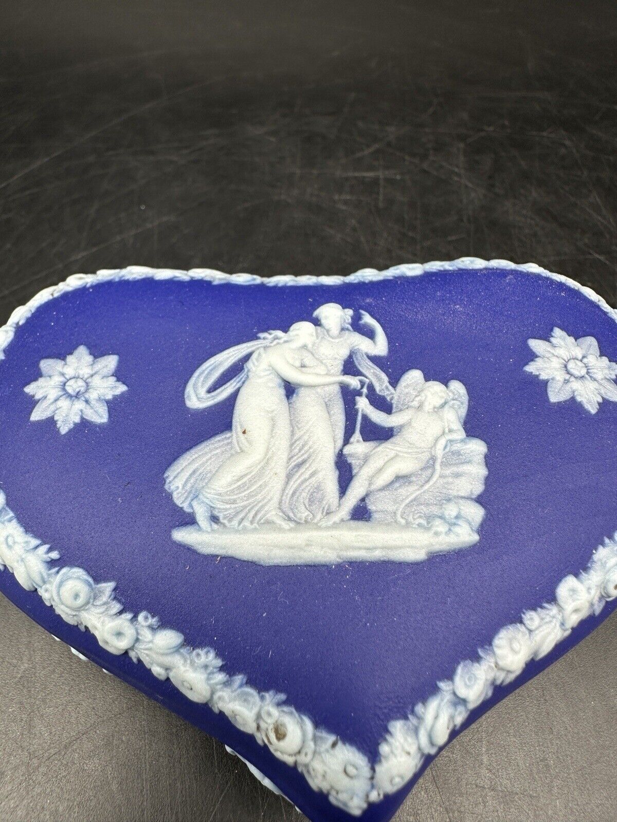 Antique Wedgewood England royal blue Cherub Heart Shaped Jasperware Trinket Box