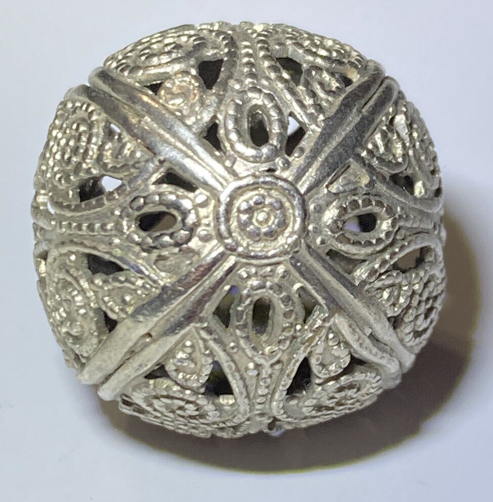 Vintage Metal Silvertone Large Ball Button Geometric Openwork Self Shank 7/8\